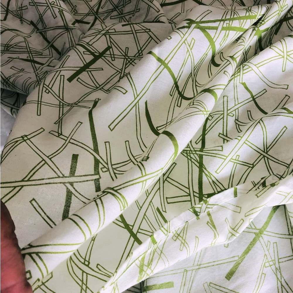 IKEA Full Size Duvet Cover, White and Green Design